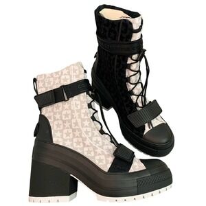 Converse CTAS GR82 XHI Extra High Two Tone Black Egret Platform Boot Womens 7